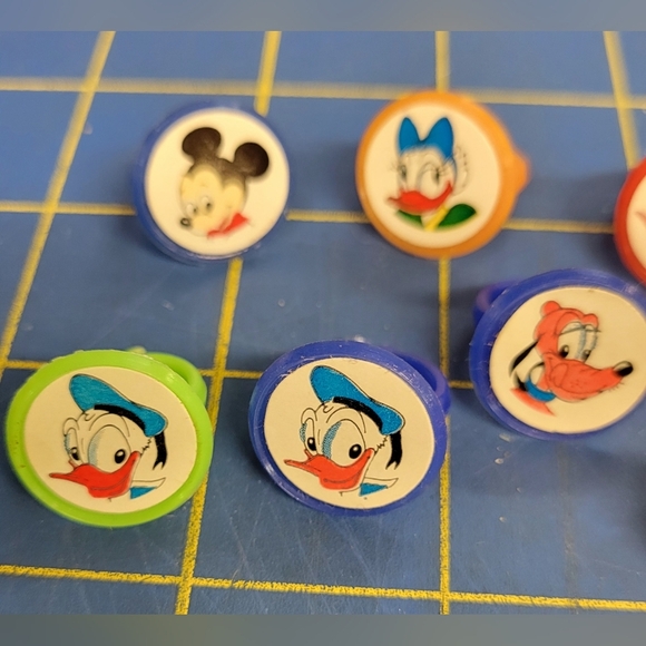 Vintage Disney Character Kids Toy Rings Set of 7 Collectibles - Picture 4 of 5